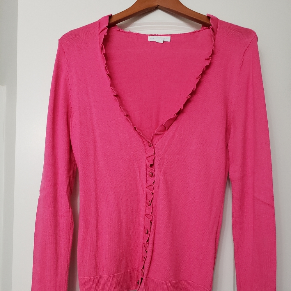 Like New 💖 NY&C Pink Cardigan Women Size Small or Youth Junior Girls 14-16